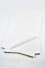 Пластик самоклеящийся двухсторонний (ПВХ лист) 0.5мм 31x46см белый